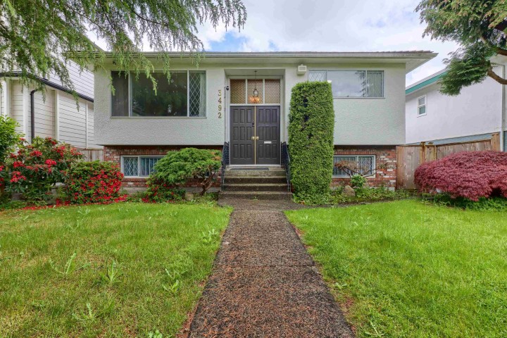 Photo 1 at 3492 E 49th Avenue, Killarney VE, Vancouver East