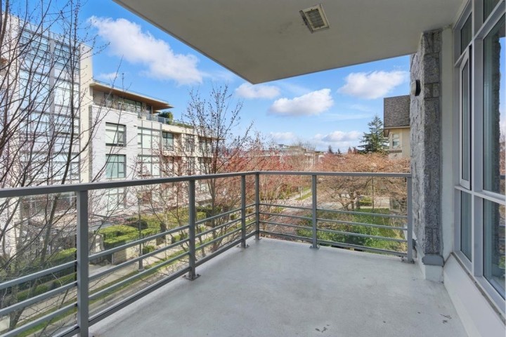 Photo 23 at 305 - 6080 Iona Drive, University VW, Vancouver West