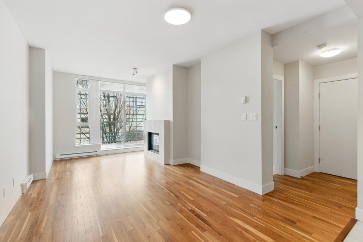 Photo 17 at 305 - 6080 Iona Drive, University VW, Vancouver West