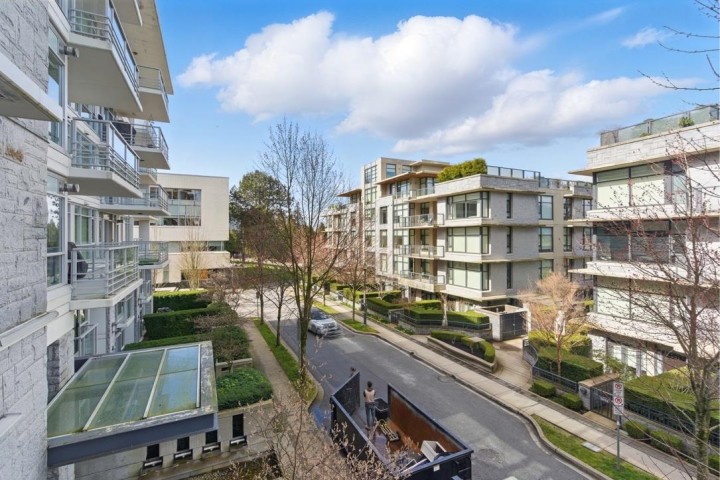 Photo 22 at 305 - 6080 Iona Drive, University VW, Vancouver West