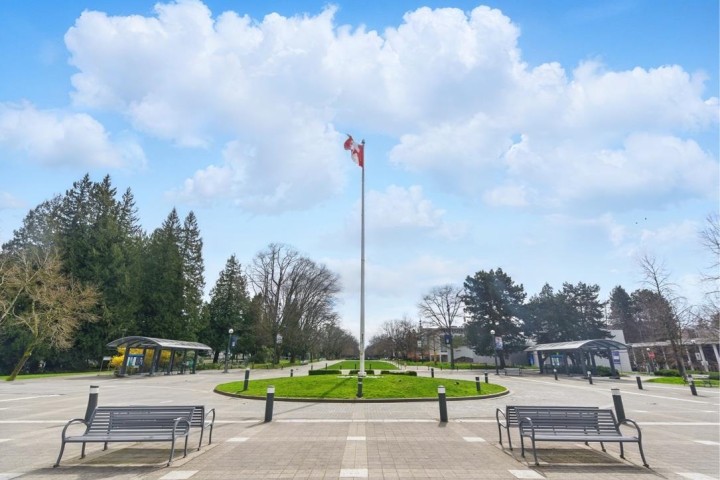 Photo 28 at 305 - 6080 Iona Drive, University VW, Vancouver West