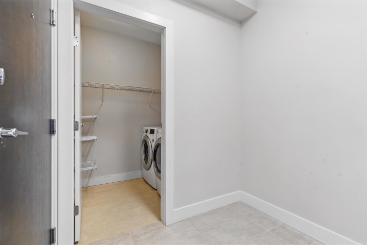 Photo 9 at 305 - 6080 Iona Drive, University VW, Vancouver West