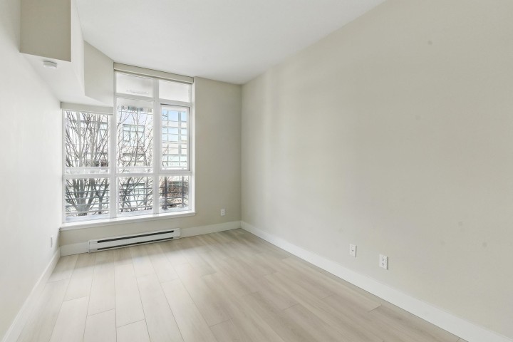 Photo 11 at 305 - 6080 Iona Drive, University VW, Vancouver West