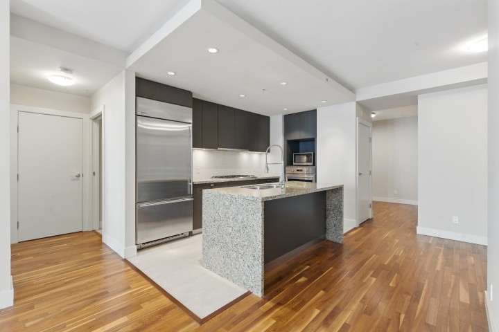 Photo 4 at 305 - 6080 Iona Drive, University VW, Vancouver West