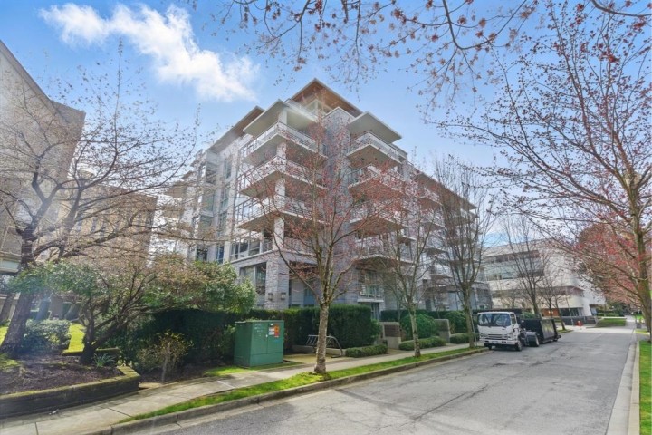 Photo 25 at 305 - 6080 Iona Drive, University VW, Vancouver West