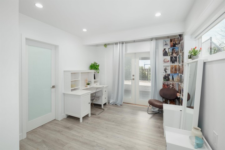 Photo 18 at 1095 W Keith Road, Pemberton Heights, North Vancouver