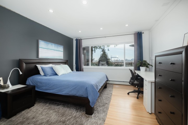 Photo 15 at 1095 W Keith Road, Pemberton Heights, North Vancouver