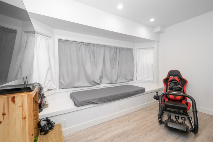 Photo 21 at 1095 W Keith Road, Pemberton Heights, North Vancouver