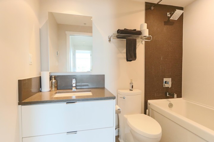 Photo 9 at 1107 - 1777 W 7th Avenue, Fairview VW, Vancouver West