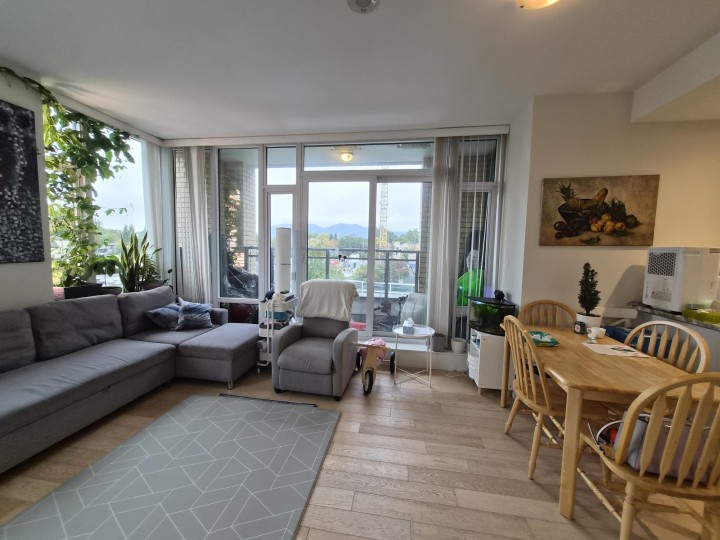 Photo 2 at 317 - 2033 W 10th Avenue, Kitsilano, Vancouver West