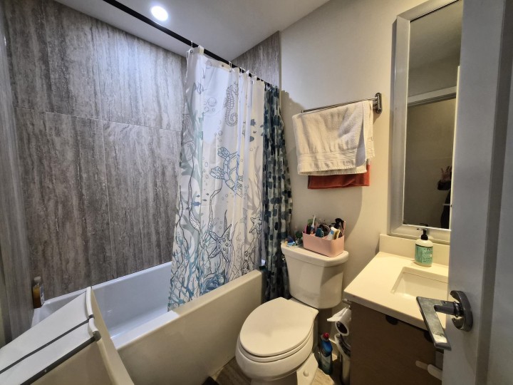 Photo 13 at 317 - 2033 W 10th Avenue, Kitsilano, Vancouver West