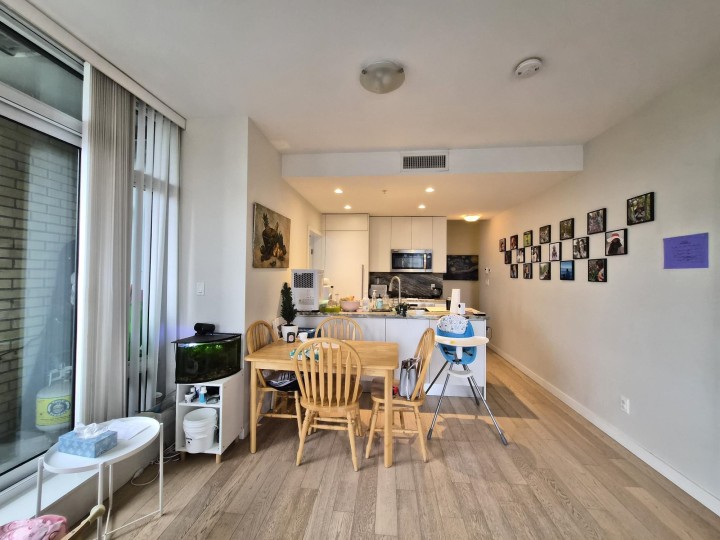 Photo 4 at 317 - 2033 W 10th Avenue, Kitsilano, Vancouver West