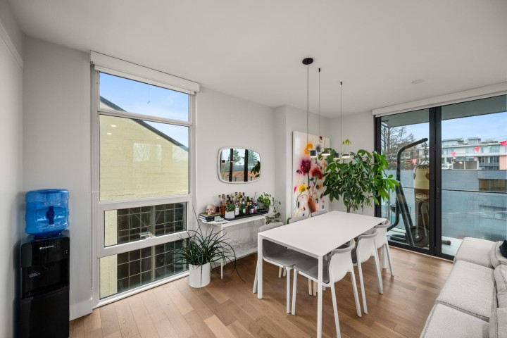 Photo 9 at 401 - 2687 Maple Street, Kitsilano, Vancouver West