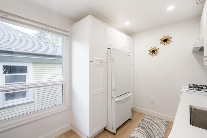 Photo 7 at 1620 Mclean Drive, Grandview Woodland, Vancouver East