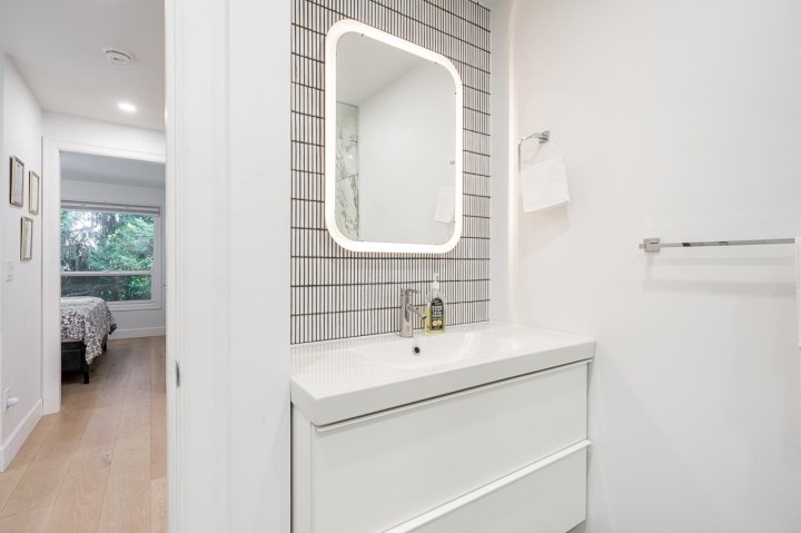 Photo 11 at 1620 Mclean Drive, Grandview Woodland, Vancouver East