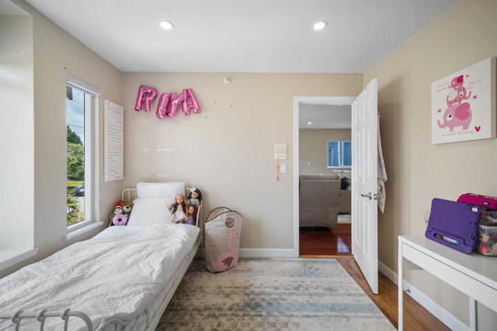 Photo 6 at 248 E 59th Avenue, South Vancouver, Vancouver East