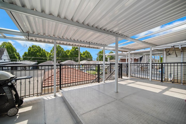 Photo 17 at 248 E 59th Avenue, South Vancouver, Vancouver East