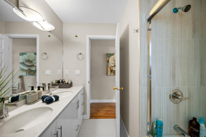 Photo 20 at 248 E 59th Avenue, South Vancouver, Vancouver East