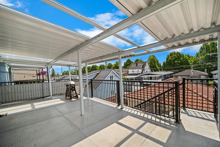 Photo 18 at 248 E 59th Avenue, South Vancouver, Vancouver East