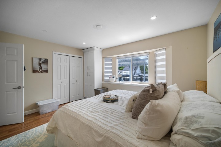 Photo 11 at 248 E 59th Avenue, South Vancouver, Vancouver East