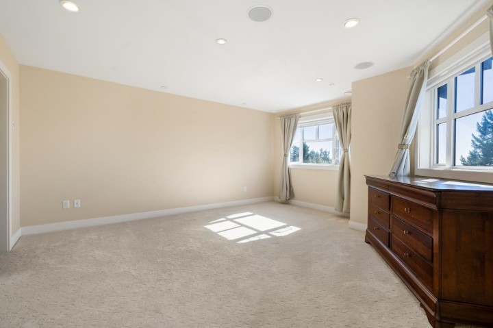 Photo 23 at 1 - 2555 Skilift Road, Chelsea Park, West Vancouver