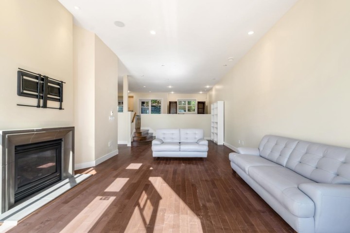 Photo 5 at 1 - 2555 Skilift Road, Chelsea Park, West Vancouver