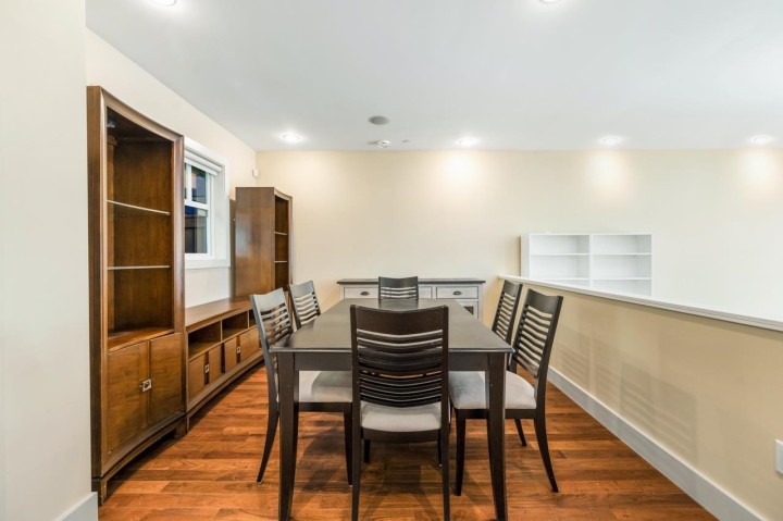 Photo 9 at 1 - 2555 Skilift Road, Chelsea Park, West Vancouver