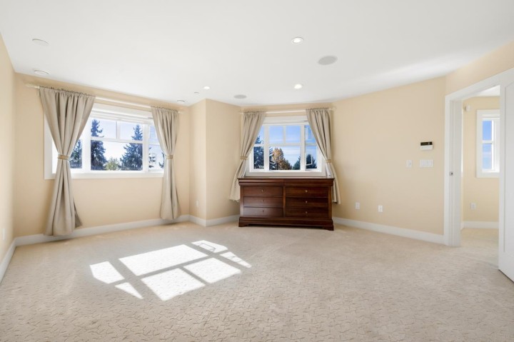 Photo 18 at 1 - 2555 Skilift Road, Chelsea Park, West Vancouver