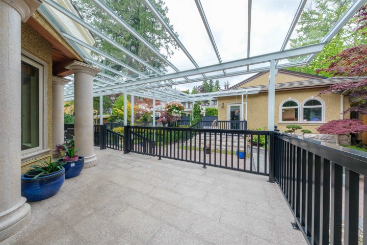 Photo 3 at 2769 W 49th Avenue, Kerrisdale, Vancouver West