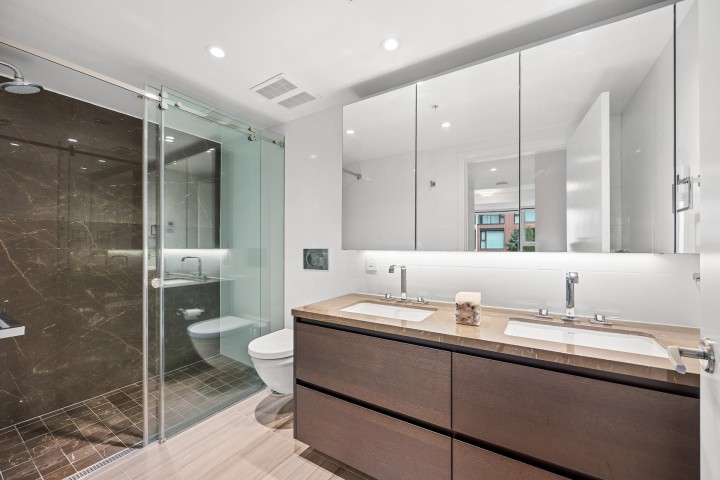 Photo 27 at 305 - 1571 W 57th Avenue, South Granville, Vancouver West