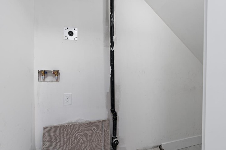 Photo 13 at 6749 Knight Street, South Vancouver, Vancouver East