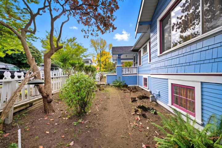 Photo 12 at 3791 Inverness Street, Knight, Vancouver East