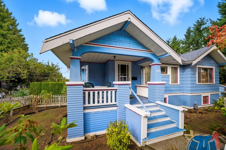 Photo 9 at 3791 Inverness Street, Knight, Vancouver East