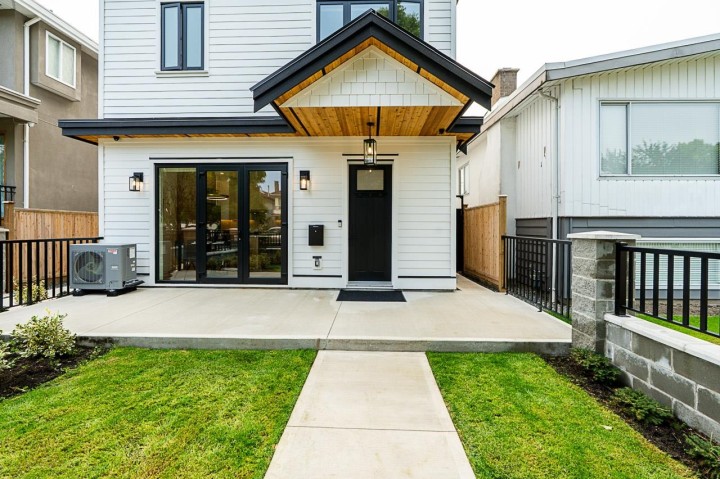 Photo 30 at 1 - 2248 E 48th Avenue, Killarney VE, Vancouver East