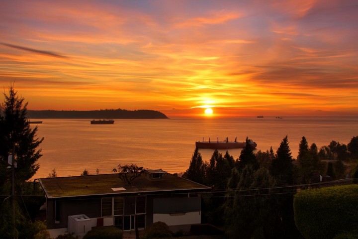 Photo 1 at 3295 Westmount Road, Westmount WV, West Vancouver