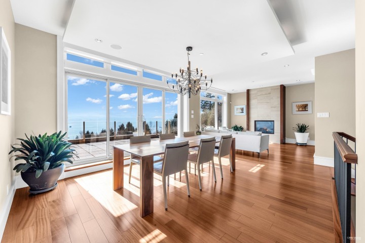 Photo 10 at 102 - 2575 Garden Court, Whitby Estates, West Vancouver