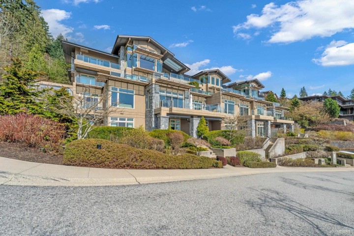 Photo 40 at 102 - 2575 Garden Court, Whitby Estates, West Vancouver