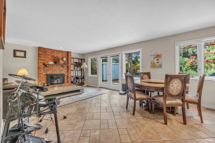 Photo 10 at 5155 Alderfeild Place, Upper Caulfeild, West Vancouver