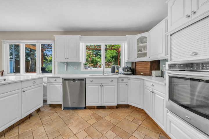 Photo 18 at 5155 Alderfeild Place, Upper Caulfeild, West Vancouver