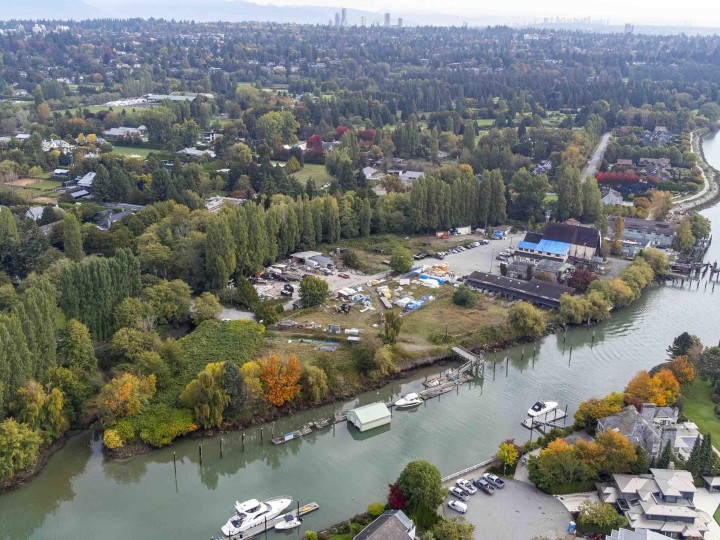 Photo 3 at 7520 Balaclava Street, Southlands, Vancouver West