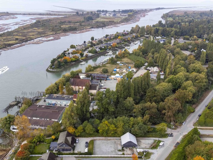 Photo 9 at 7520 Balaclava Street, Southlands, Vancouver West