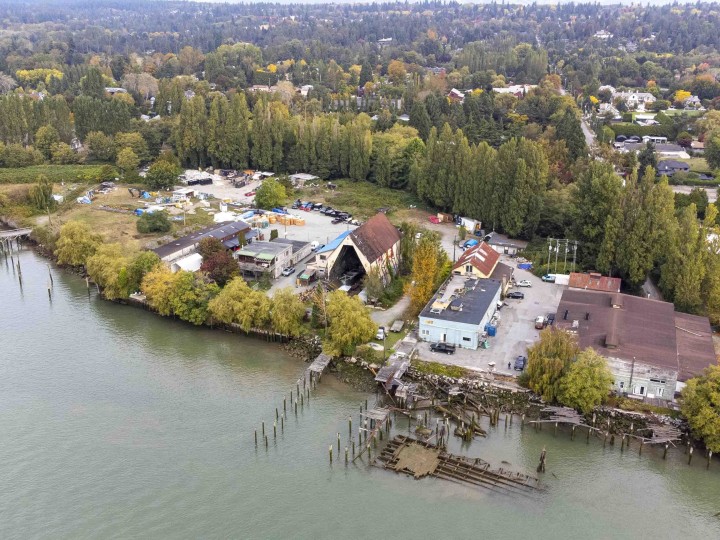 Photo 11 at 7520 Balaclava Street, Southlands, Vancouver West