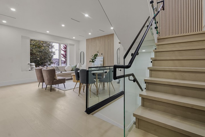 Photo 14 at 1 - 585 E 60th Avenue, South Vancouver, Vancouver East