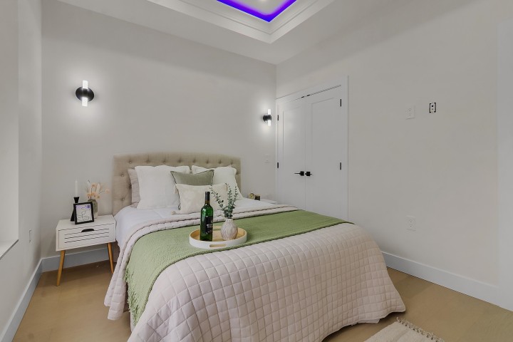 Photo 21 at 1 - 585 E 60th Avenue, South Vancouver, Vancouver East