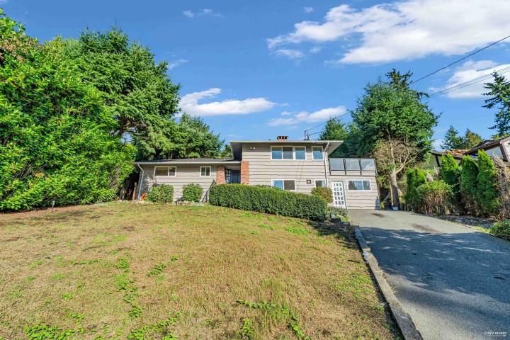 Photo 36 at 1910 27th Street, Queens, West Vancouver