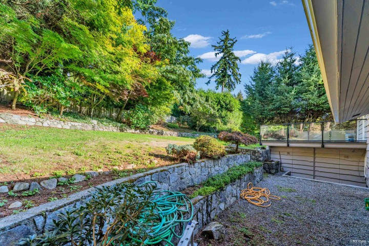 Photo 32 at 1910 27th Street, Queens, West Vancouver