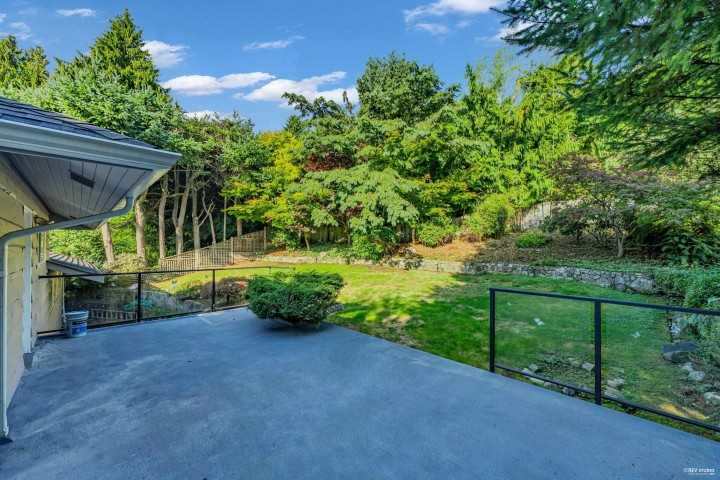 Photo 31 at 1910 27th Street, Queens, West Vancouver