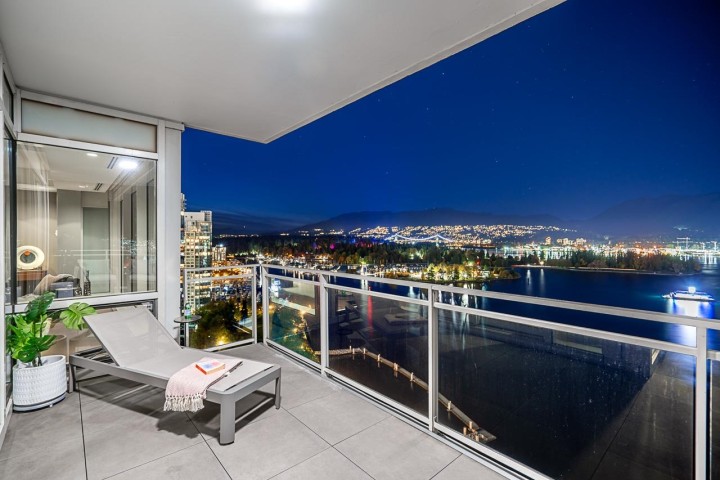 Photo 8 at 2202 - 1139 W Cordova Street, Coal Harbour, Vancouver West