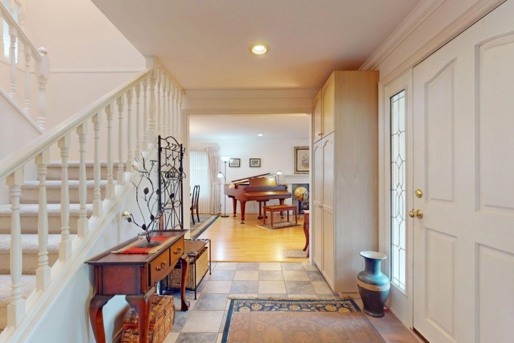 Photo 3 at 1926 W 62nd Avenue, S.W. Marine, Vancouver West