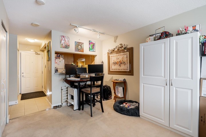 Photo 10 at 211 - 3660 Vanness Avenue, Collingwood VE, Vancouver East